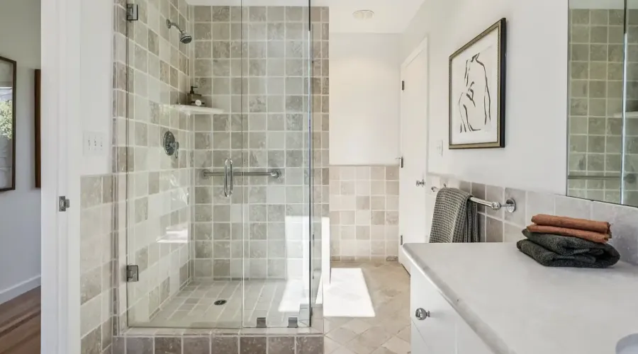 9 Edgewater Road, Belvedere, California, 94920, United States, 3 Bedrooms Bedrooms, ,2 BathroomsBathrooms,Residential,For Sale,1946445